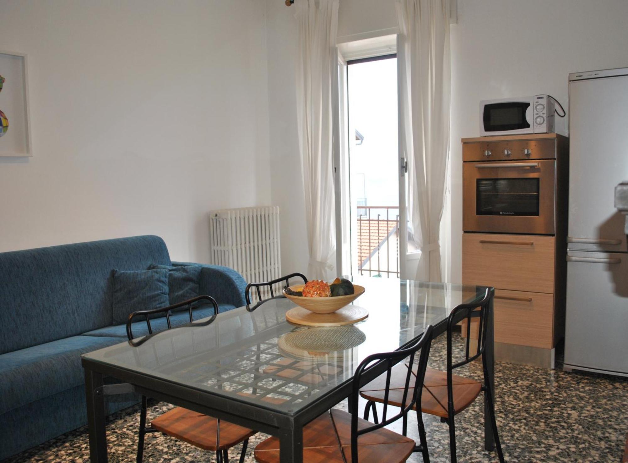 The Romantic Village House - Apartments With Lake View Colonno Exterior foto